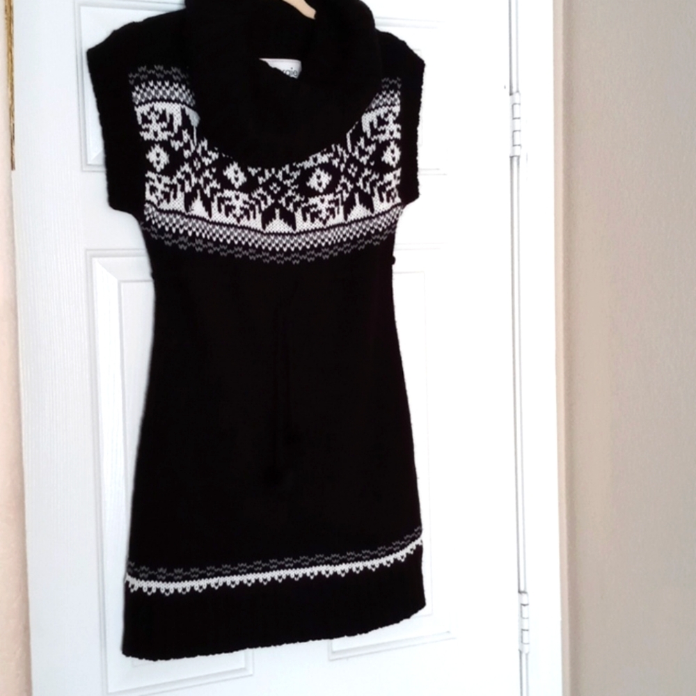 Women's black & white sweater dress by Energie